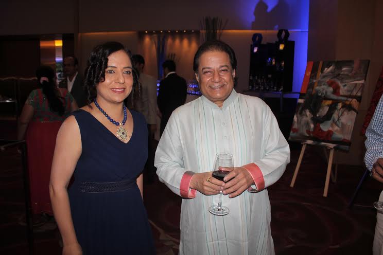 Singer, Anup Jalota, Sangeeta Babani, painting, Exhibition