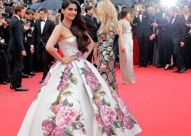 International, Fashion, Sonam Kapoor, 67th Cannes Film Festival