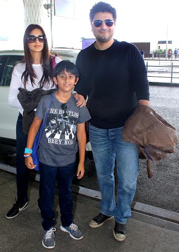 Actress Sonali Bendre, Goldie Behl, Mumbai airport