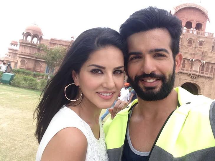 Jay Bhanushali, Sunny leone, selfie