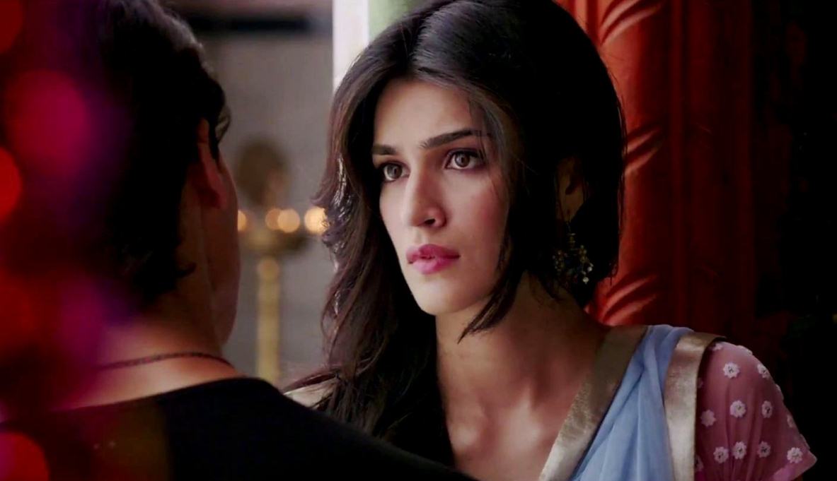 kriti sanon in heropanti movie 8