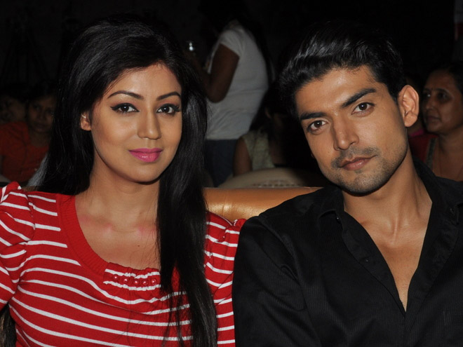 Happy couple, Gurmeet choudhary, Wife, debina