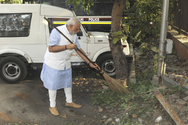 Prime Minister, Narendra Modi, Priyanka Chopra, Swacch Bharat effort