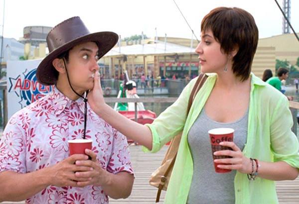 Movie Review, Aamir Khan, Anushka Sharma, PK, Movie