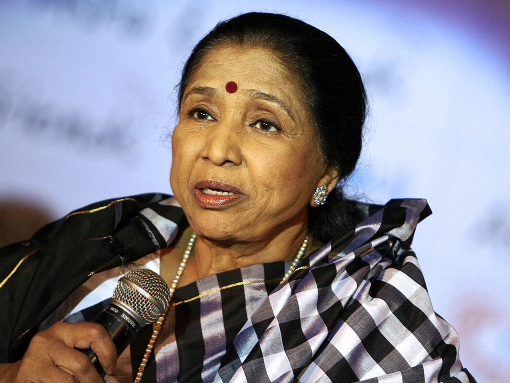 PLAYBACK SINGER, ASHA BHOSLE, LIFETIME ACHIEVEMENT AWARD, 11TH DUBAI INTL' FILM FESTIVAL, DIFF