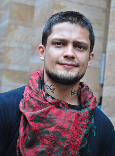 Siddharth Bharadwaj, Happy New Year 2015, fans