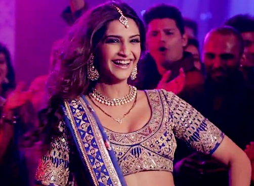 Bollywood, Twitter, review, Sonam Kapoor, Dolly Ki Doli