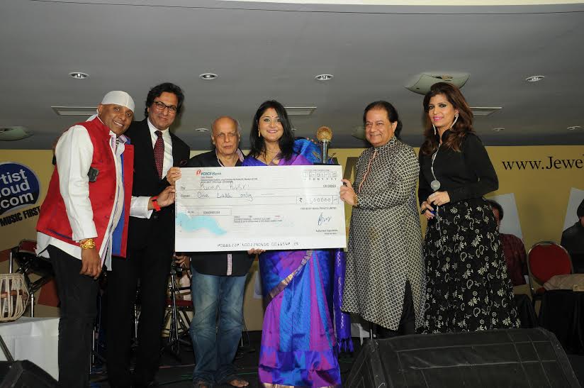 Mahesh Bhatt, Music Mania, Runa Rizvi, Winner