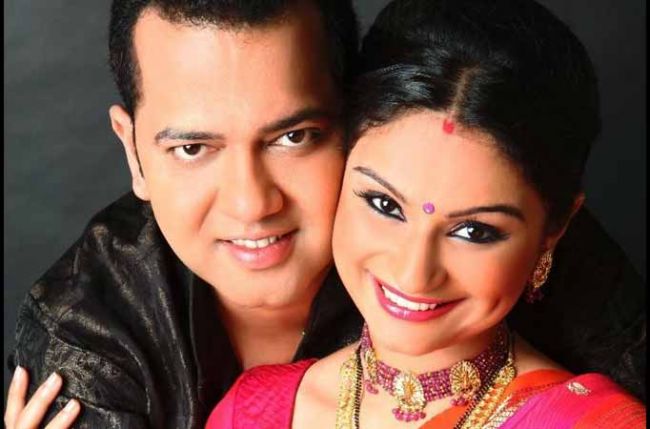 Dimpy Gangyly, Rahul Mahajan