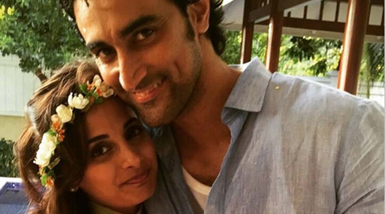 Kunal Kapoor, Naina Bachchan, marriage, picture, social networking