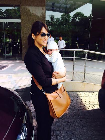 Isha Koppikar, Daughter, Mother