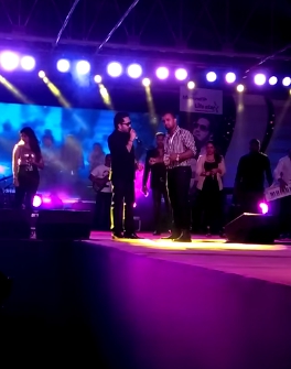 Delhi Police, Mika Singh, Slapping, live concert, Video