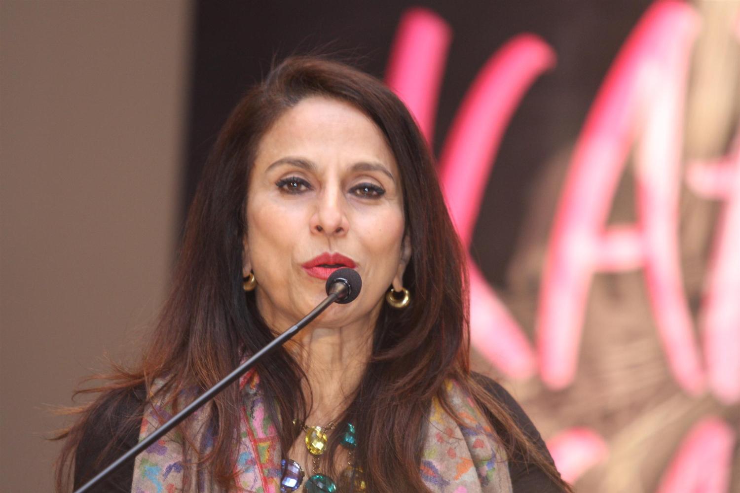 Shobhaa De, Maharashtra, Chief Minister, Twitter, Marathi Cinema