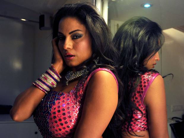 Veena Malik, husband, Bollywood