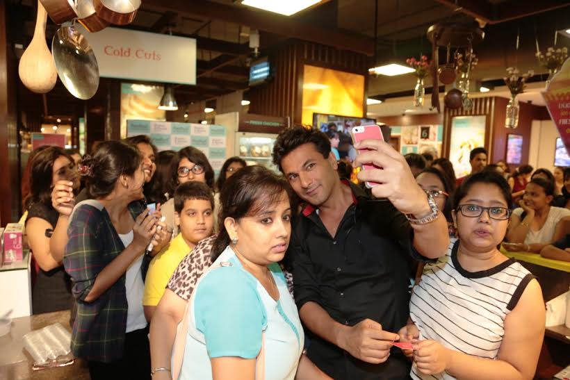 VIKAS KHANNA, MUMBAITES, FOODHALL, PALLADIUM