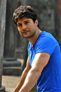 Rajeev Khandelwal, apologises