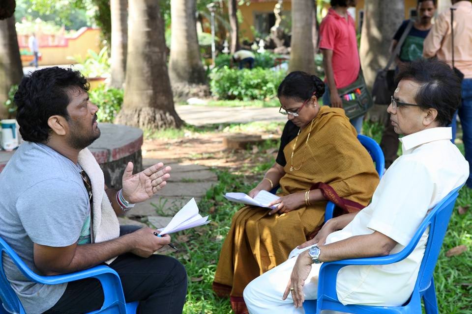 Seema Biswas, Film, HOLDING BACK