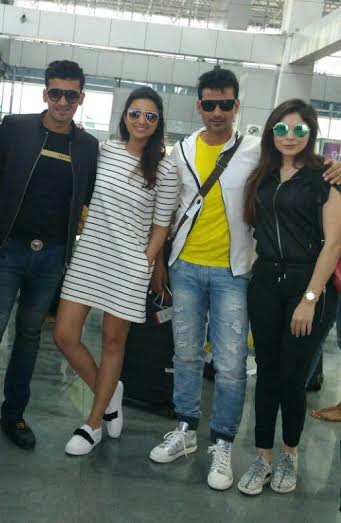 Parineeti Chopra, Kanika Kapoor, Meet Bros, airport