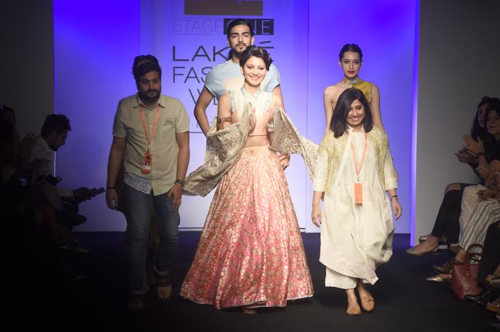 Urvashi Rautela, showstopper, Designer, Pratik & Priyanka, Lakme Fashion Week 2016