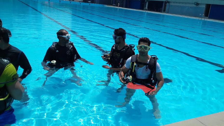 Varun Dhawan, underwater, training, Dishoom