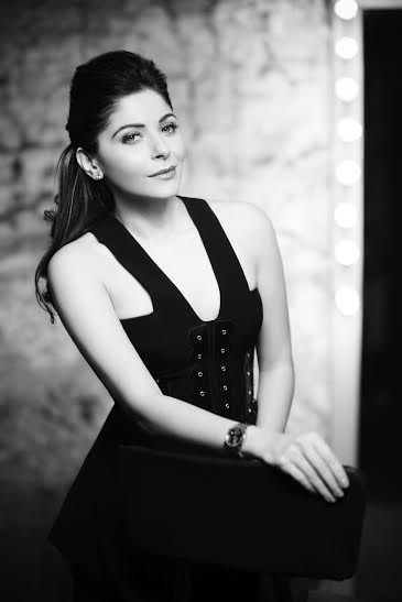 Kanika Kapoor, Indian singer,Milan Fashion Week, Moschino