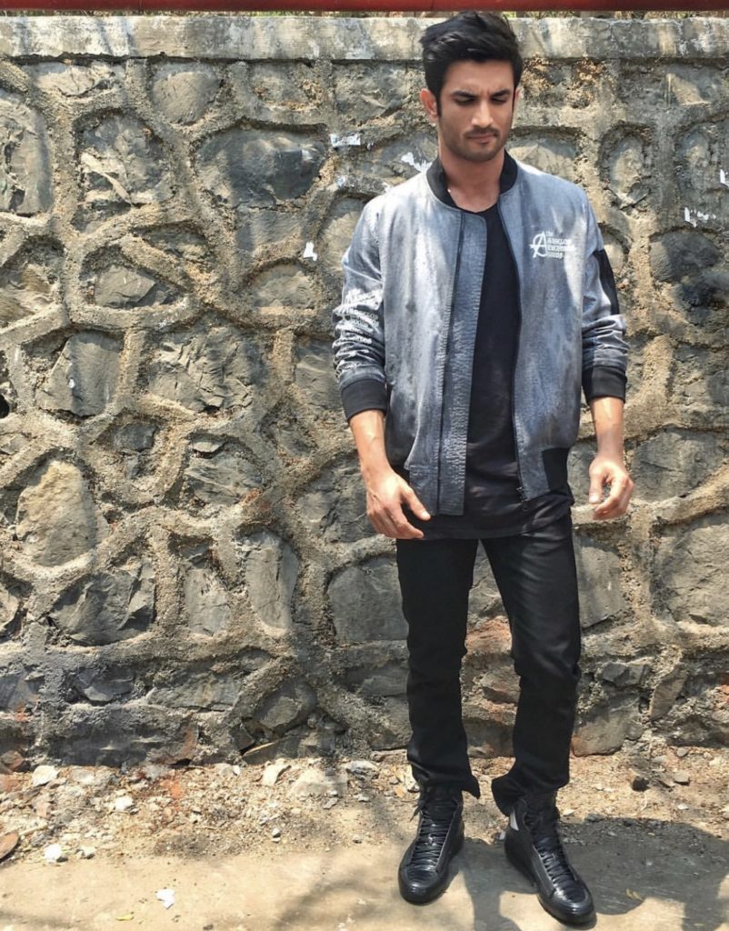 Candid,Sushant Singh Rajput,monotone