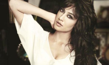Chitrangada Singh, Saif Ali Khan, Baazar