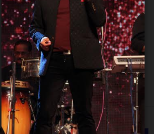 Ankit Tiwari, Babul Supriyo, Javed Ali, Leslie Louis, Bappi Lahiri, Alka Yagnik, Rehmatein