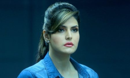 Zarine Khan, Aksar 2