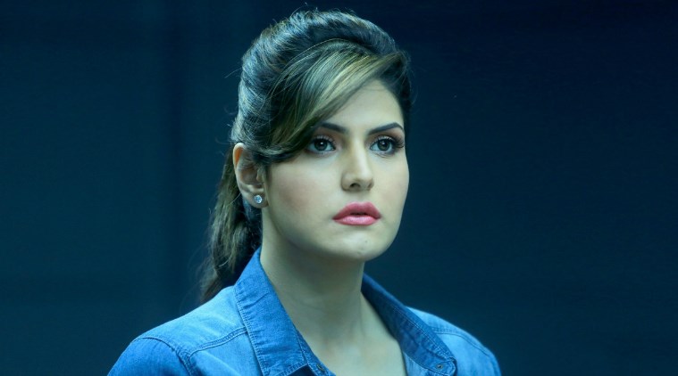 Zarine Khan, Aksar 2