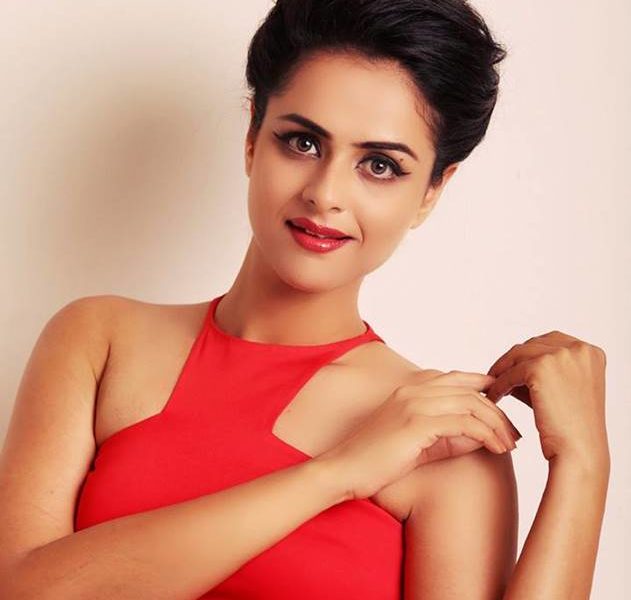 Prachi Tehlan,Performance, Bailaras