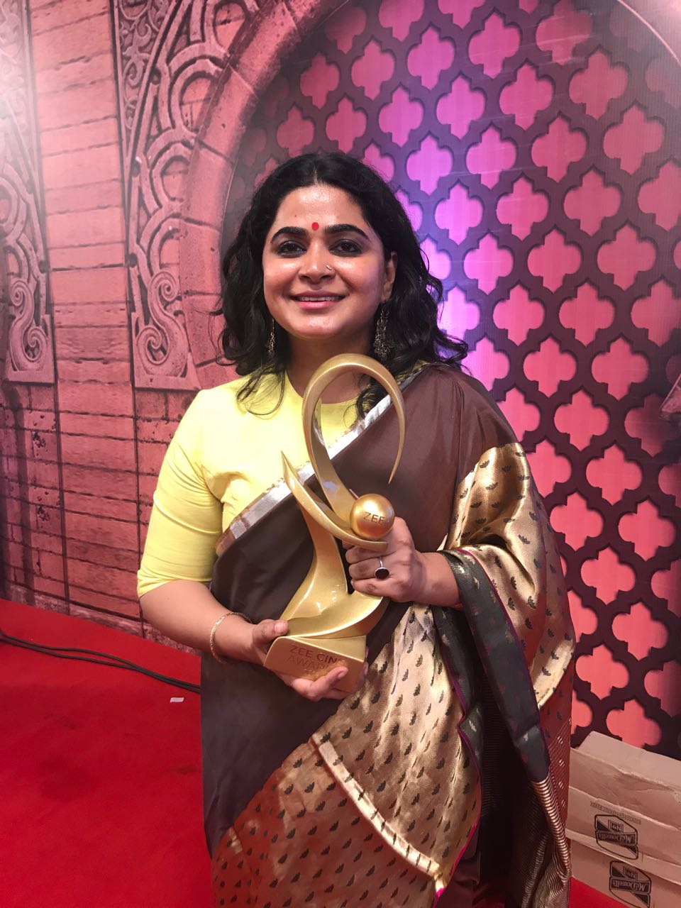 Ashwiny Iyer Tiwari, Best Director, Zee Cine Award 2018, Bareilly Ki Barfi