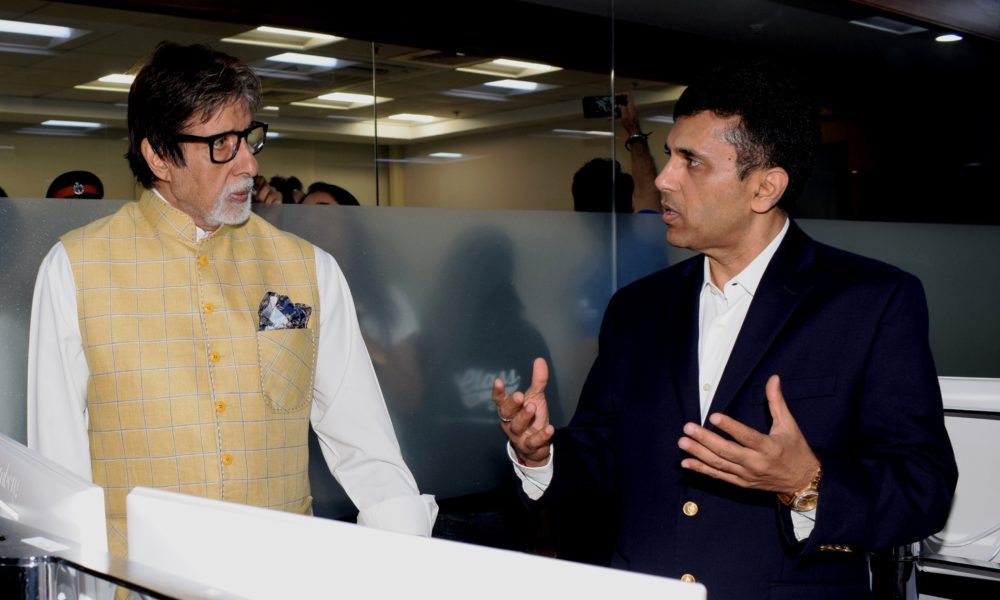 Anand Pandit, Amitabh Bachchan