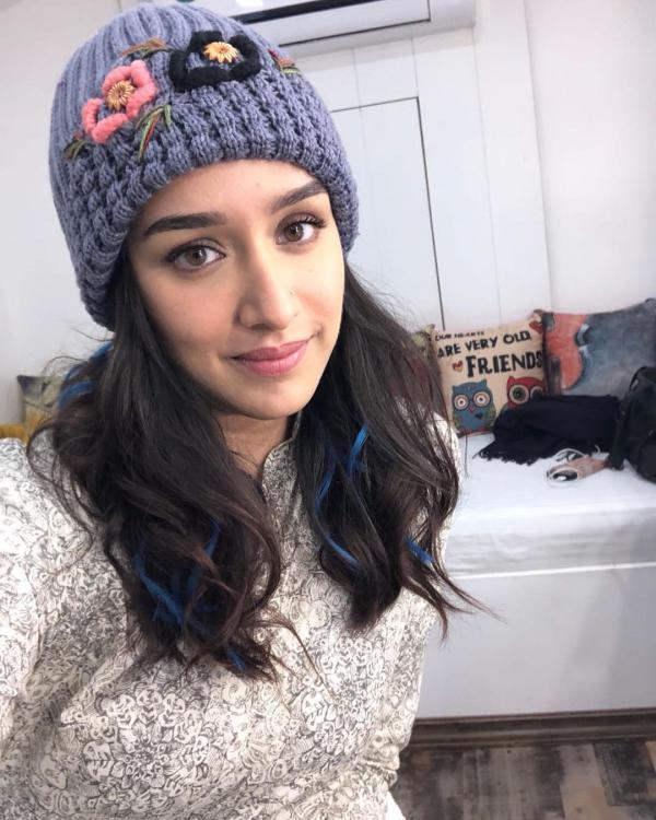 Shraddha Kapoor reports to the sets of Batti Gul Meter Chalu despite being  unwell - Bollywood Dhamaka