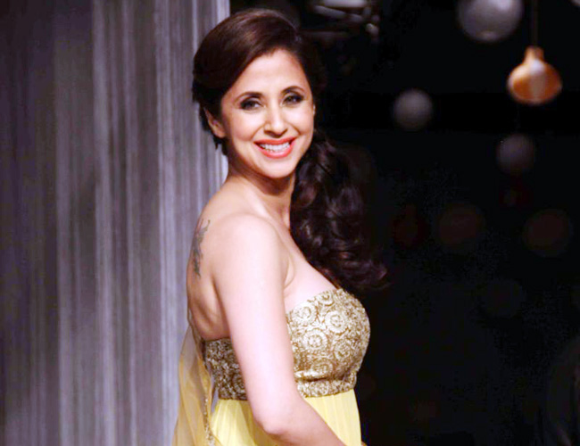 Urmila Matondkar,Bewafa Beauty, Blackmail