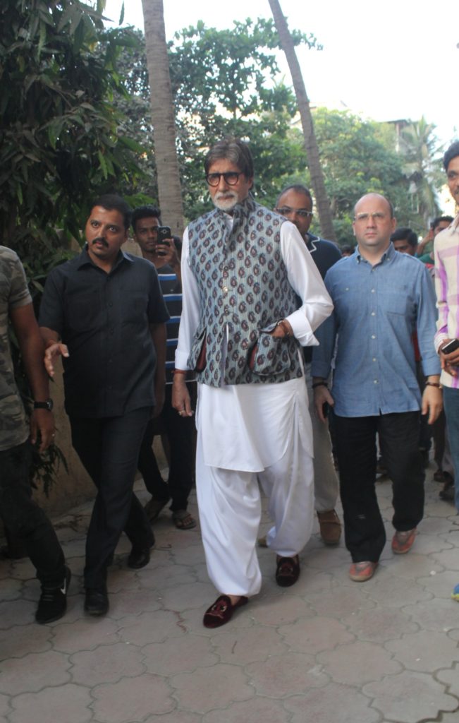 Amitabh Bachchan, spotted, Versova, Mumbai