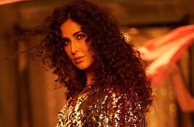 Katrina Kaif, Zero. Husn Parcham