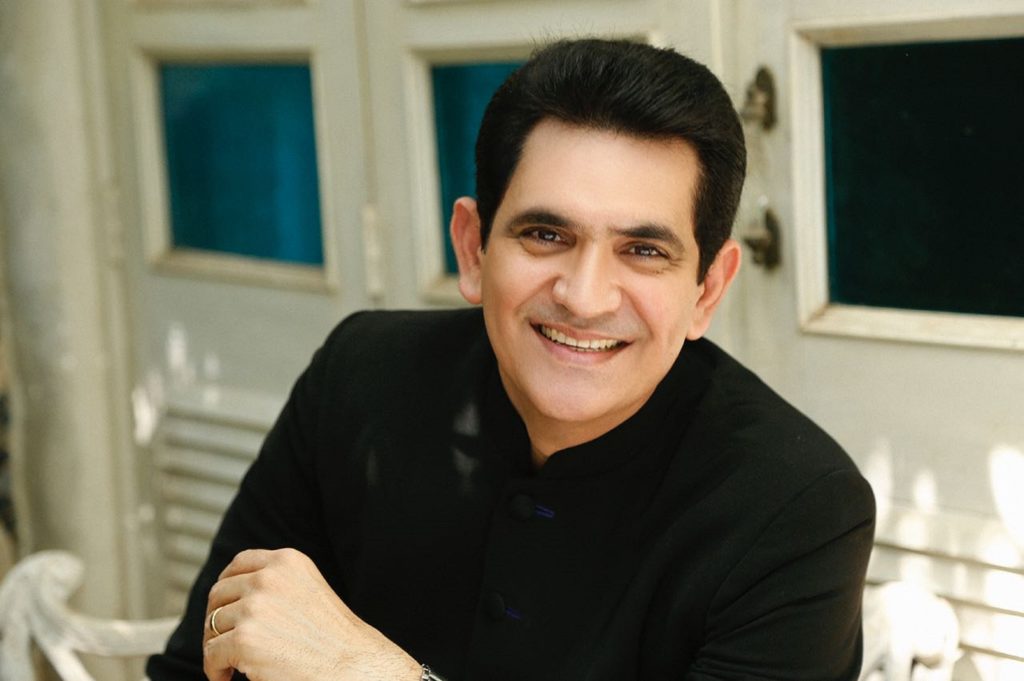 Omung Kumar, Gujarati, PM Narendra Modi