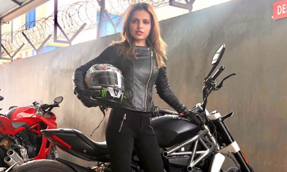 Neharika Yadav, professional biker