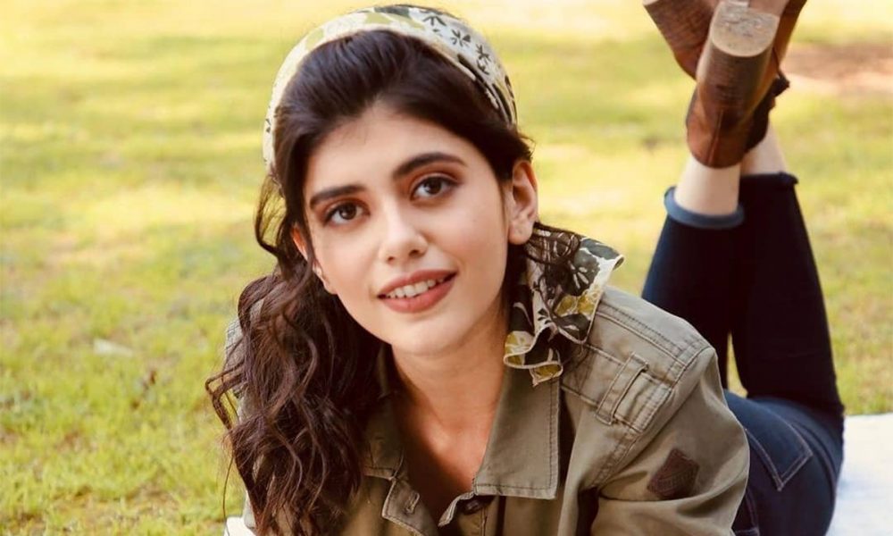 Sanjana Sanghi, Dil Bechara