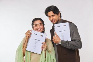 Sidharth Malhotra poses with Rashmika Mandanna on Day 1 of Mission Majnu shoot