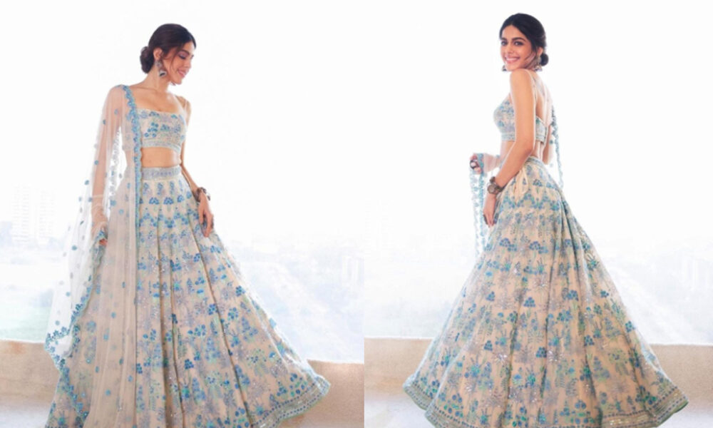 Alaya F, BollywoodDhamaka, Latest Fashion, Alaya F photos, Blue Lehenga